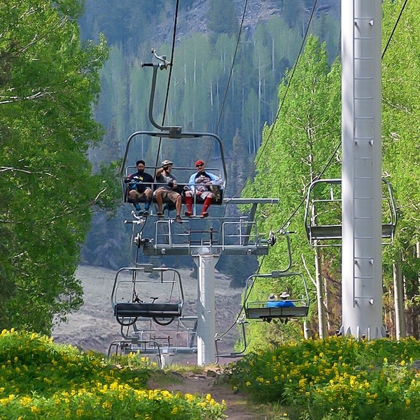 Scenic Lift Rides - Sunrise Park Resort